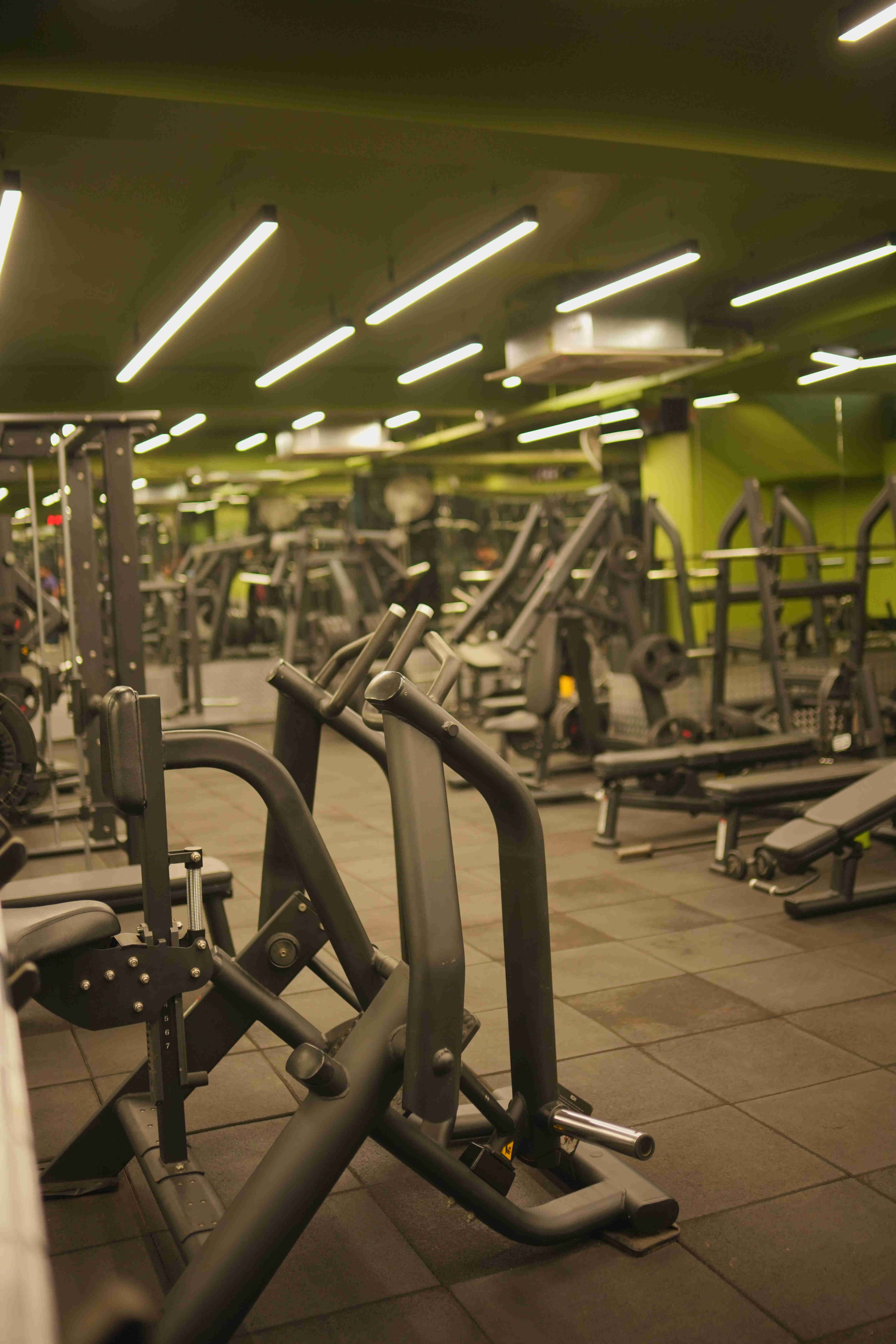 Group training inside Technical Lifts gym